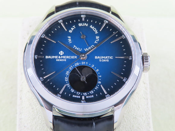 Baume & Mercier Clifton 10593 Day Date Moonphase 5 Days Power Reserve 42 mm Blue Lacquered Dial New June 2023 8 Years Warranty