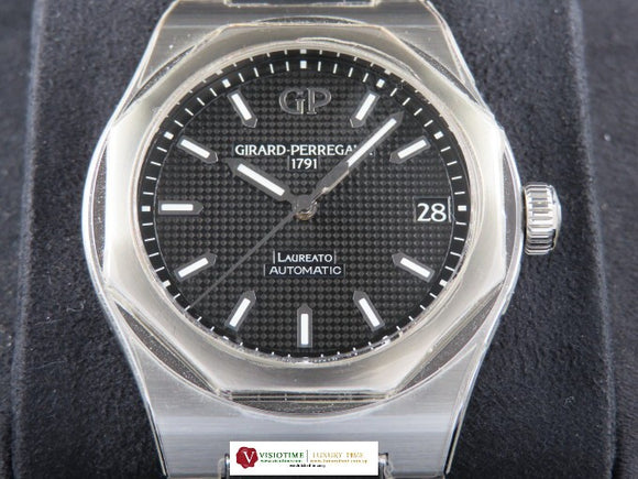 Girard Perregaux Laureato Classic Black Dial 42 mm 81010 Unworn November 2022