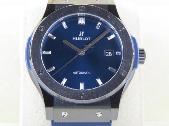Hublot Classic Fusion Ceramic Blue Dial 42 mm 542.CM.7170.RX New September 2023