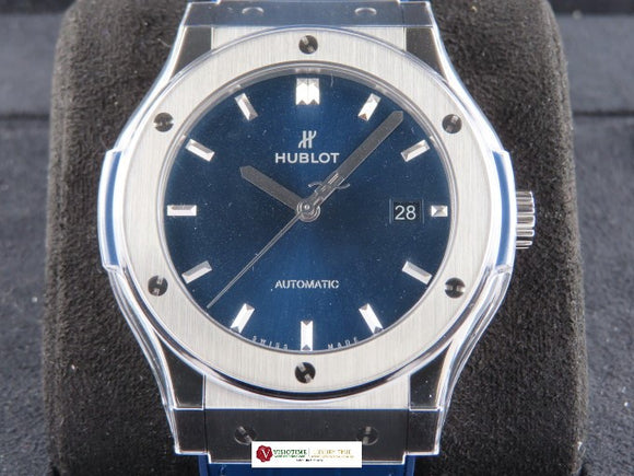 Hublot Classic Fusion Blue Dial Titanium 42 mm 542.NX.7170.LR New December 2024