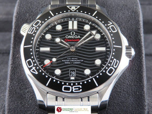 Omega Seamaster Diver 300 Meters Black Dial Omega Co-Axial Master Chronometer 42 mm 210.30.42.20.01.001 December 2020 (5 Years Warranty)