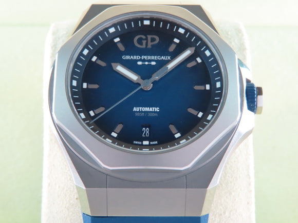 Girard Perregaux Laureato Absolute Titanium 230 Blue Dial 44 mm Limited Edition 81070 November 2021
